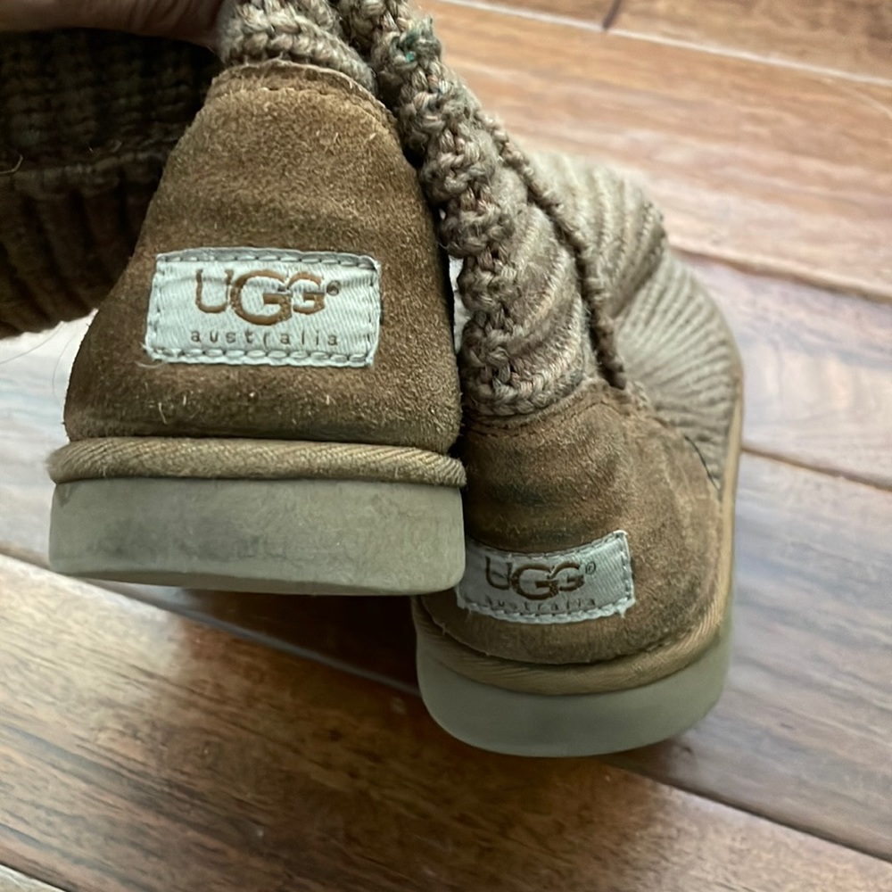 Crotchet uggs